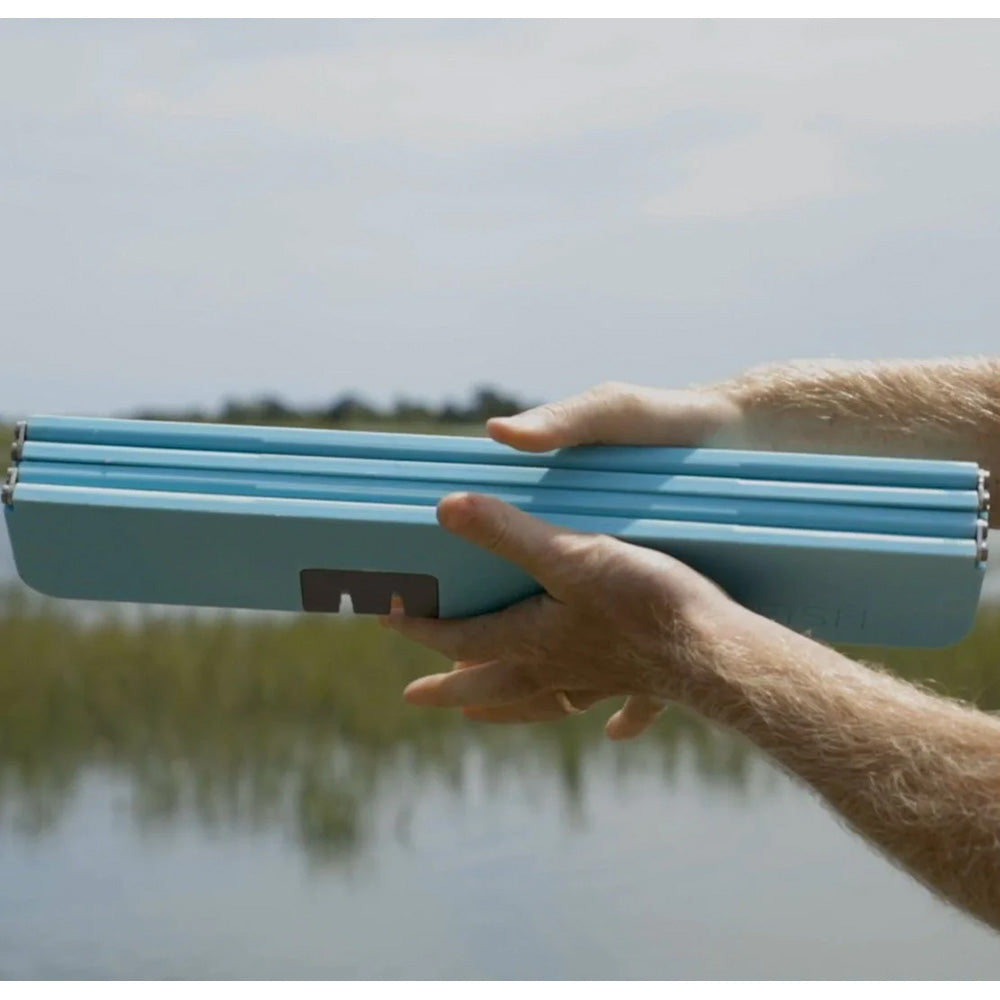 Tabla de cortar plegable Toadfish Stowaway con afilador de cuchillos integrado - Verde azulado