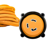Cable de extensión náutico Camco Power Grip de 30 amperios - Adaptador de 50' con bloqueo macho/hembra