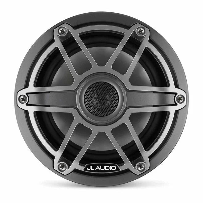 Altavoces coaxiales marinos JL Audio serie M6 de 6.5" con rejilla deportiva de titanio - M6-650X-S-GmTi