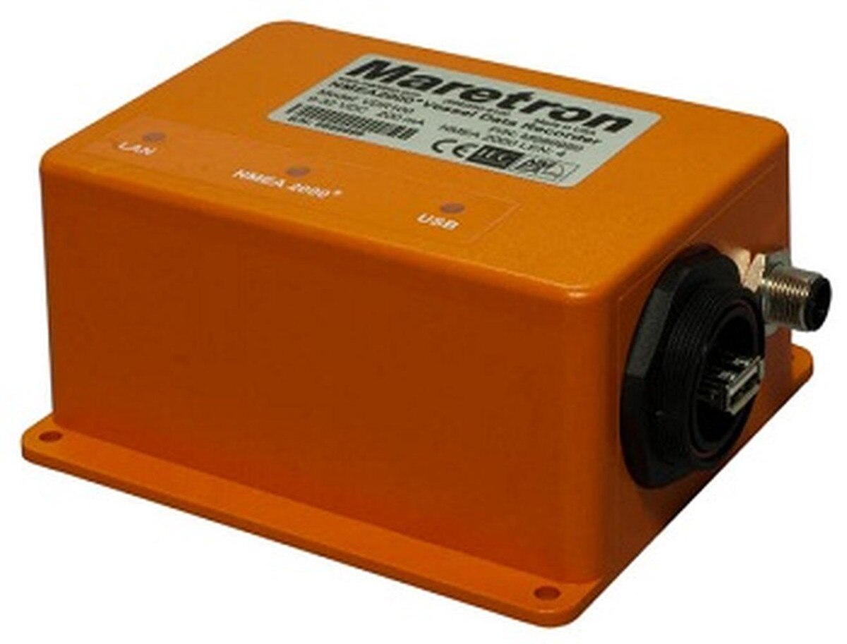 El registrador de datos de embarcación Maretron incluye el M003029 VDR100